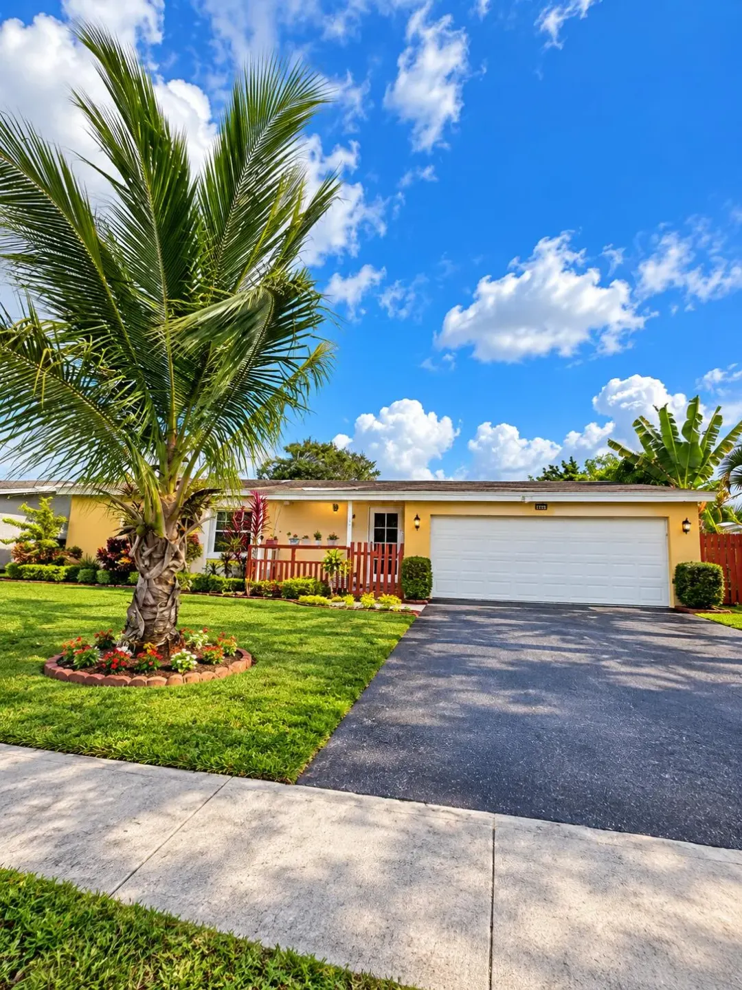 8601 NW 20th Court, Sunrise, FL 33322