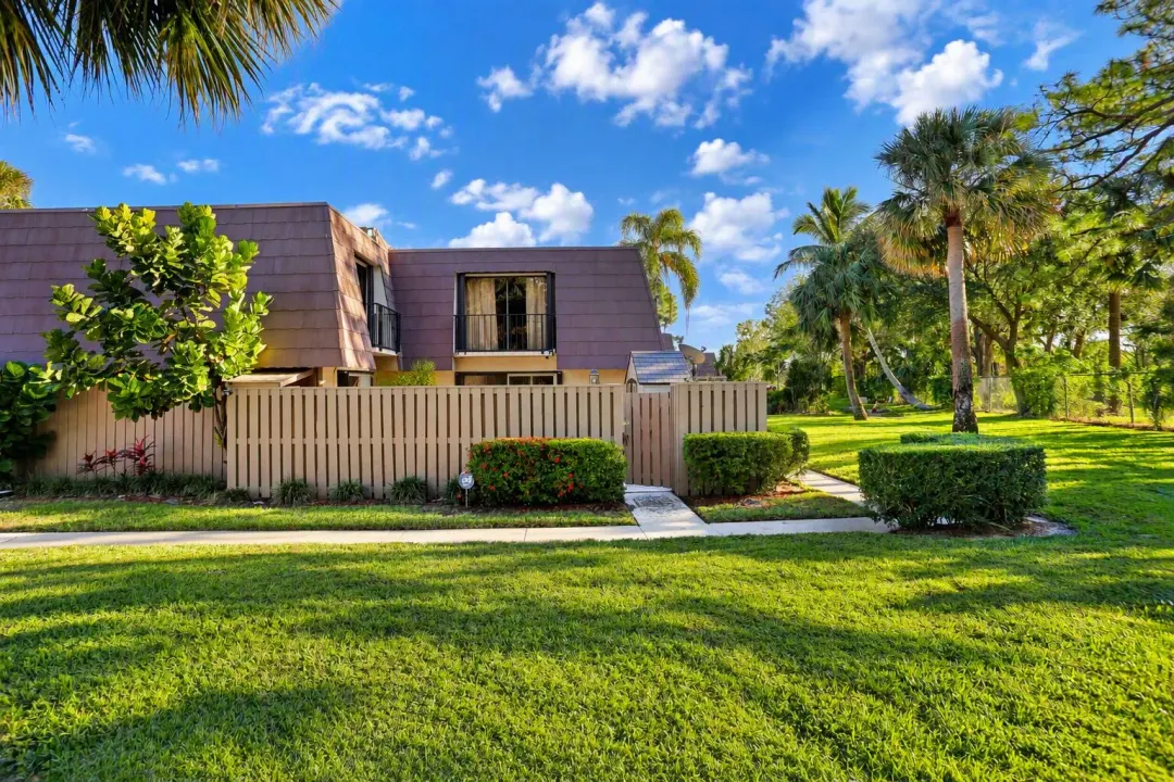 1315 13th Court, Palm Beach Gardens, FL 33410