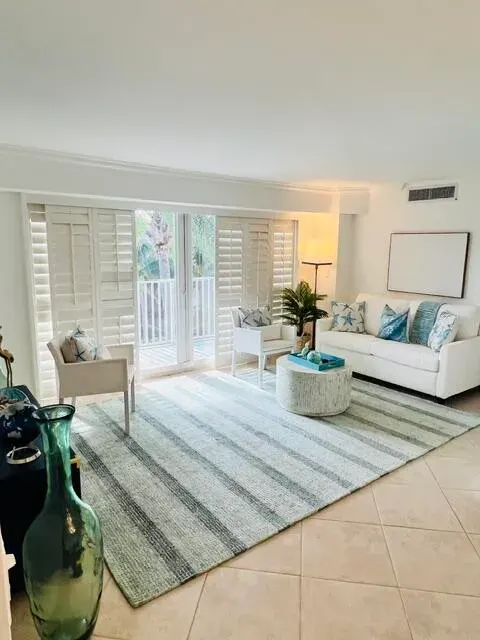 223 Atlantic Avenue 4b, Palm Beach, FL 33480