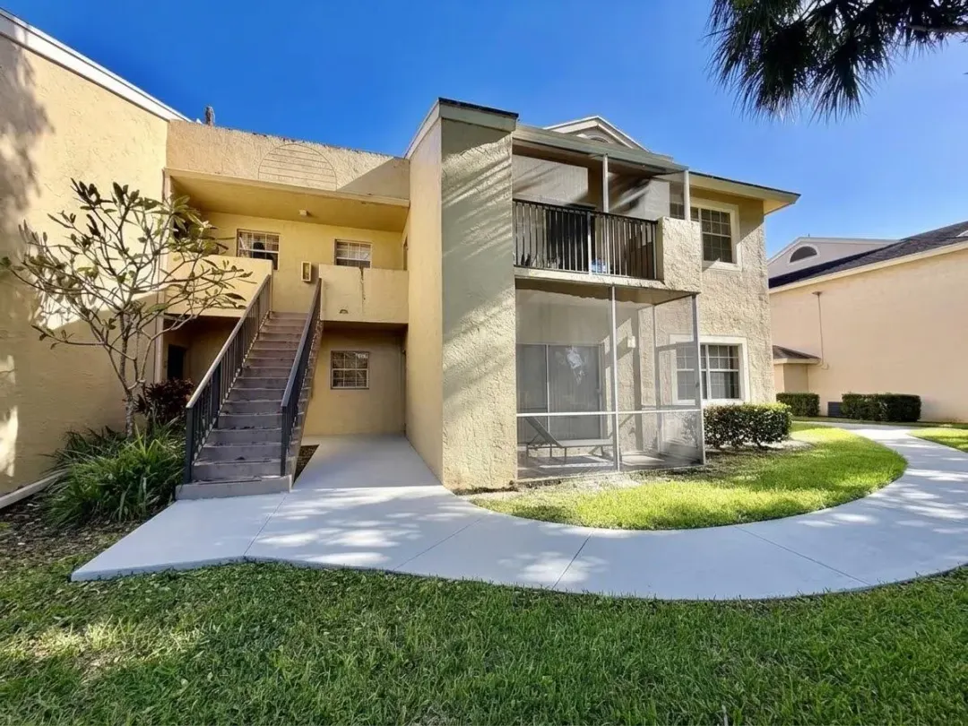661 Cypress Club Way F, Deerfield Beach, FL 33064