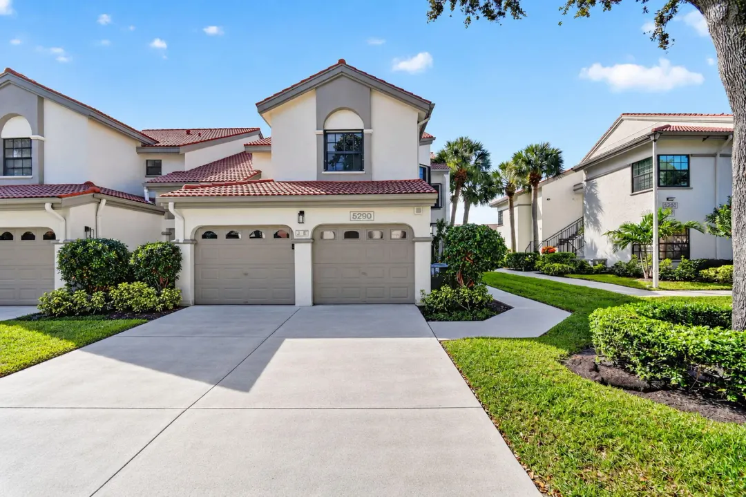 5290 Europa Drive E, Boynton Beach, FL 33437