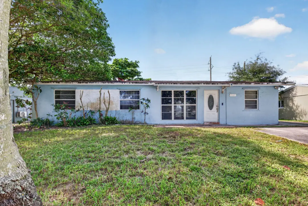 2321 SW 50th Avenue, Fort Lauderdale, FL 33317