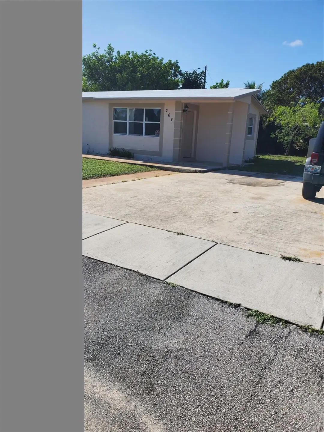 Address Withheld, Deerfield Beach, FL 33064