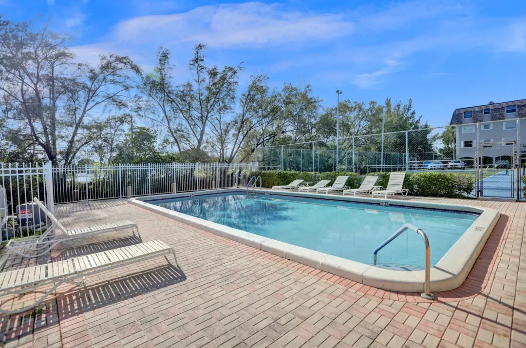 5911 NE 14th Lane 201s, Fort Lauderdale, FL 33334