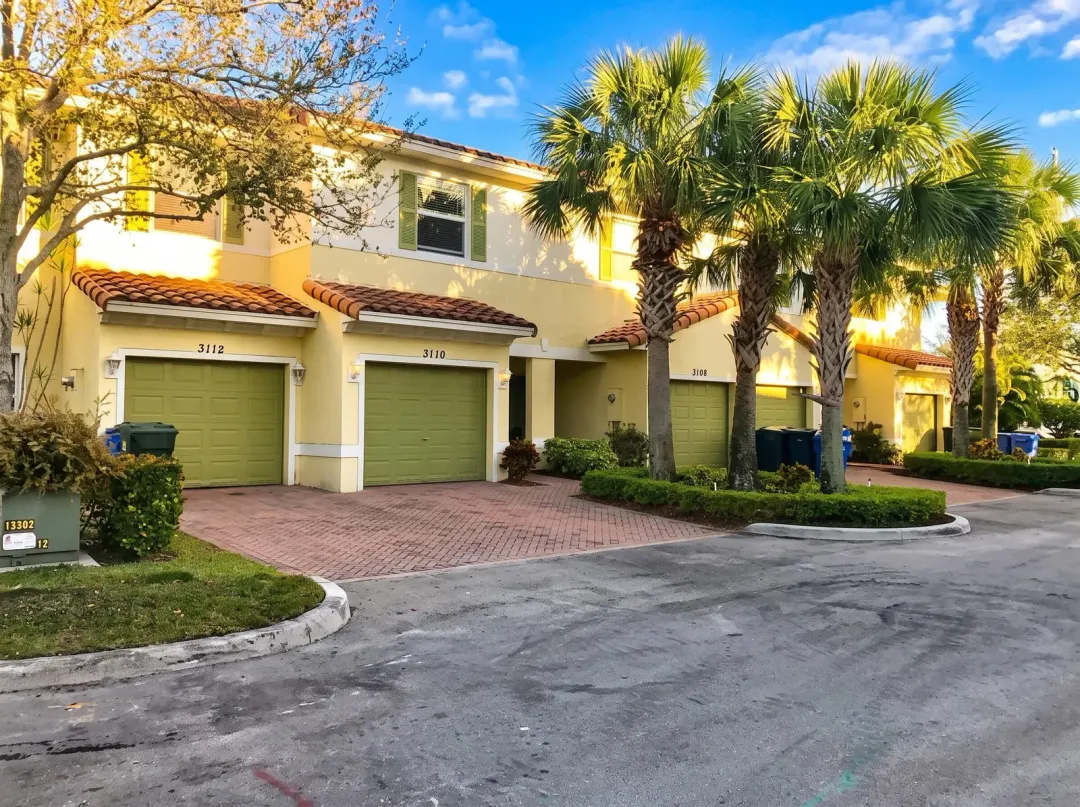 3110 NW 24th Way 3110, Oakland Park, FL 33309