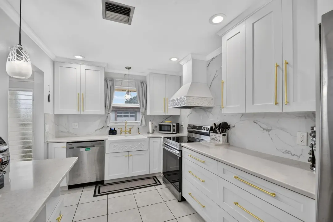 5780 Fernley Drive W 109, West Palm Beach, FL 33415