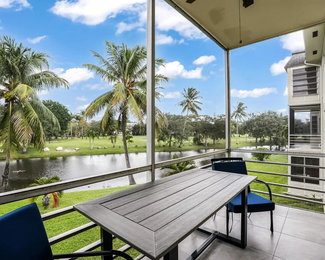 4311 NW 16th Street 202, Lauderhill, FL 33313