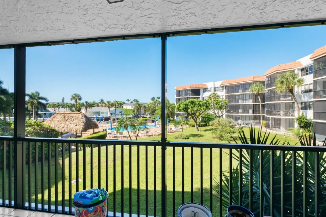 800 Jeffery Street 205, Boca Raton, FL 33487