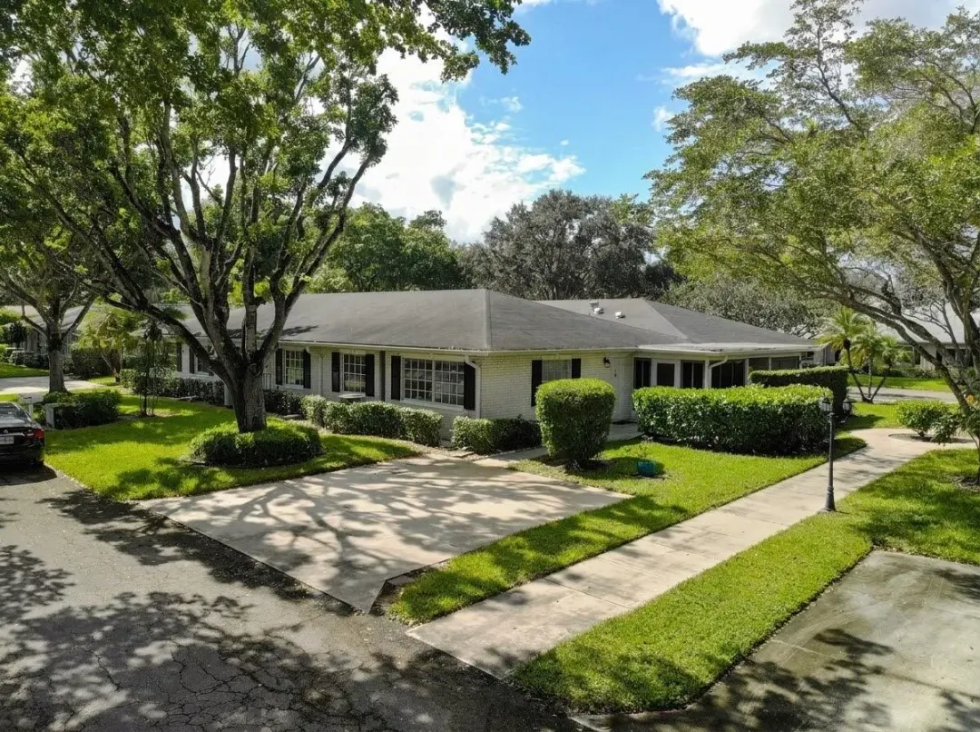 10137 S 42nd Avenue S 153, Boynton Beach, FL 33436