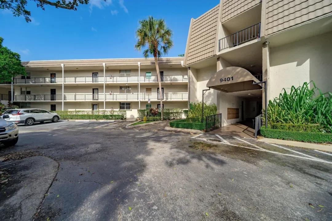 9401 Lime Bay Boulevard 205, Tamarac, FL 33321