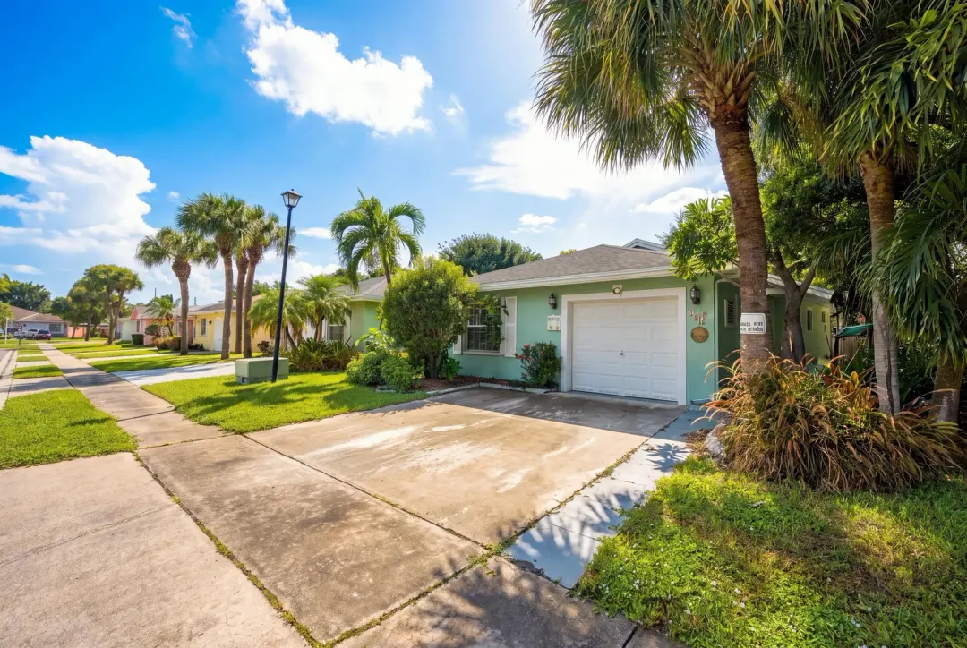 184 Heming Way, Boynton Beach, FL 33426