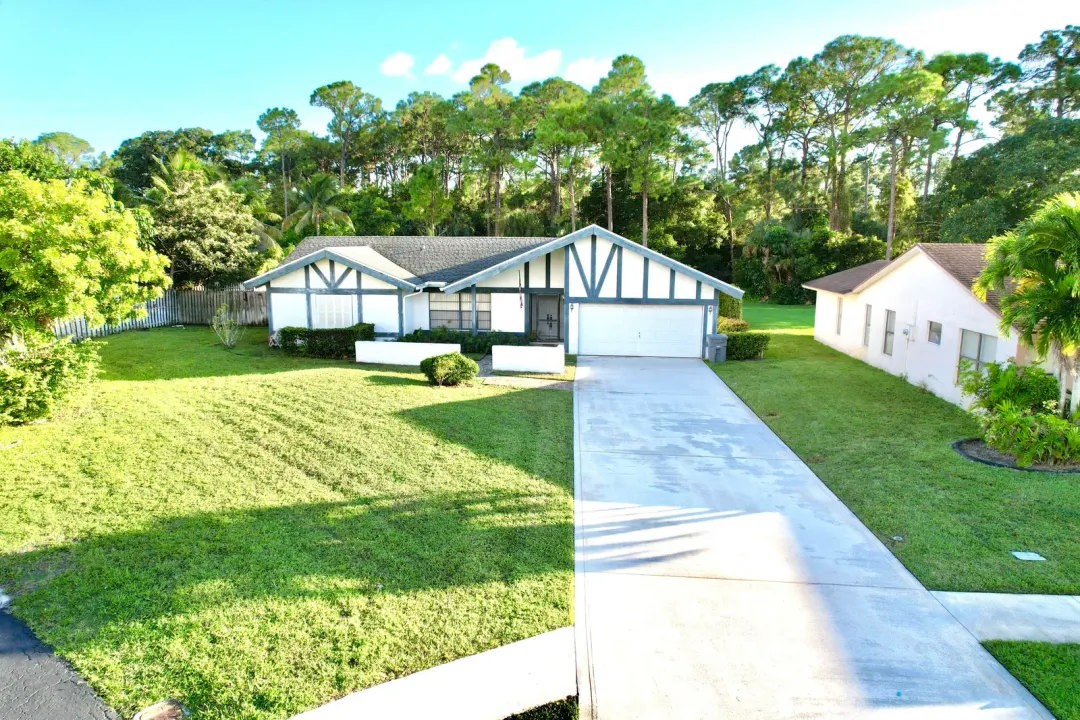 21782 Little Bear Way, Boca Raton, FL 33428