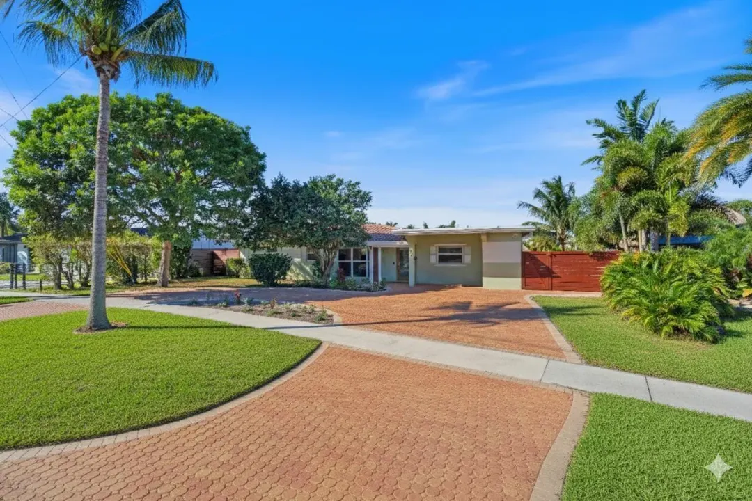 Address Withheld, Pompano Beach, FL 33060