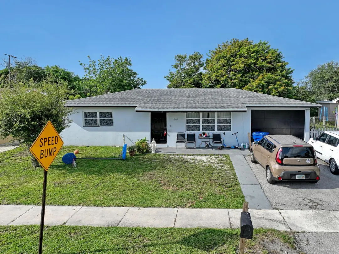 507 W 29th Street, Riviera Beach, FL 33404