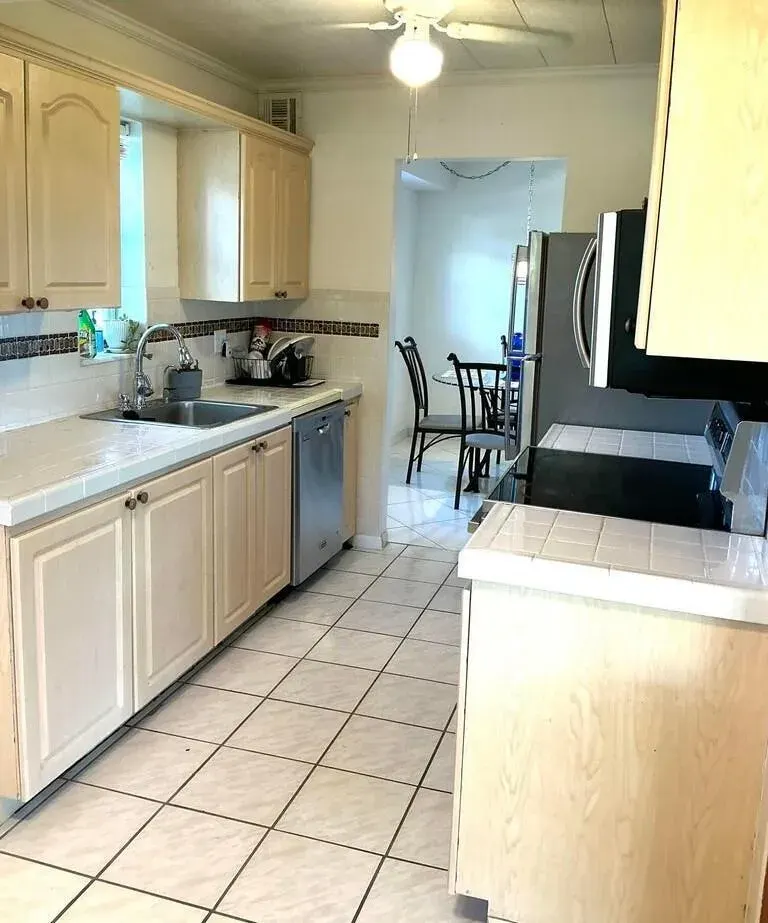 8000 Lagos De Campo Boulevard 204 - A, Tamarac, FL 33321