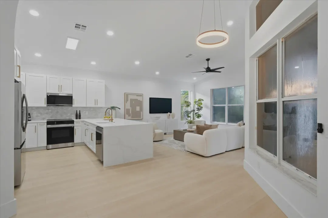 13106 Alhambra Lake Circle, Delray Beach, FL 33446