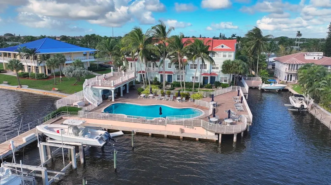 115 Harbors Way, Boynton Beach, FL 33435