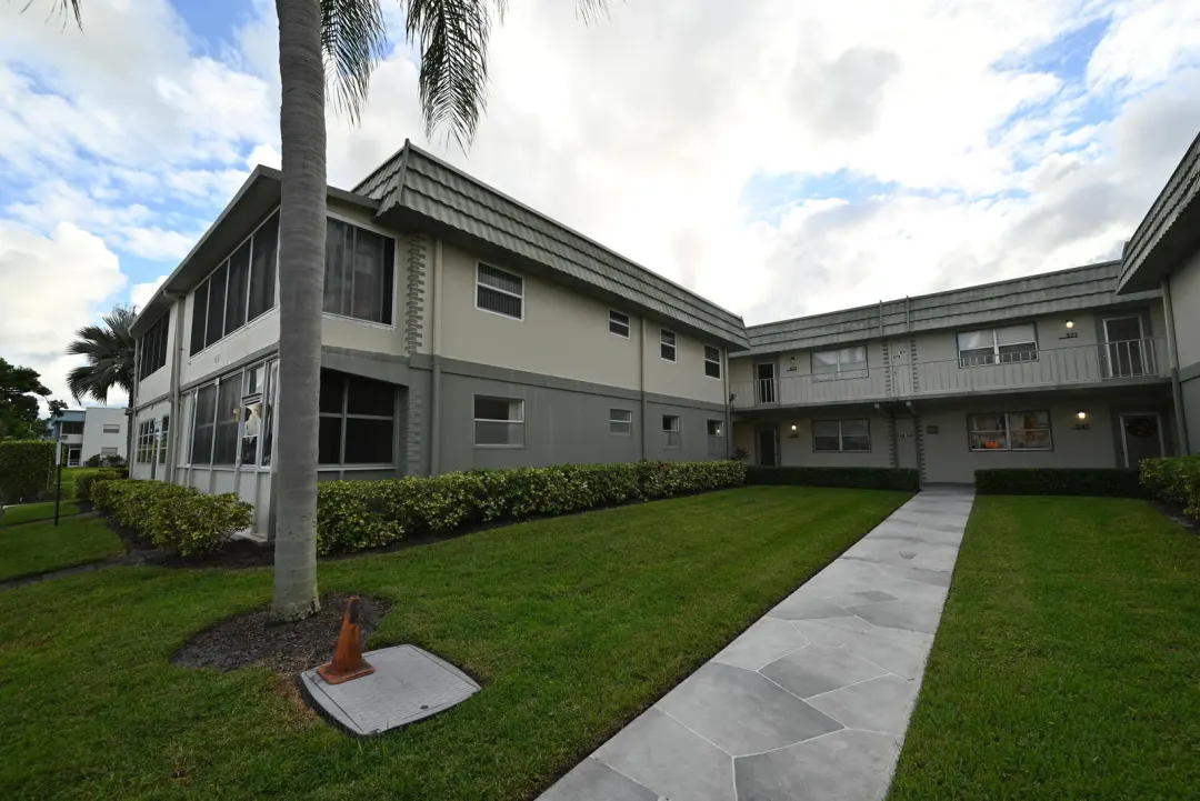 549 Monaco L Way, Delray Beach, FL 33446
