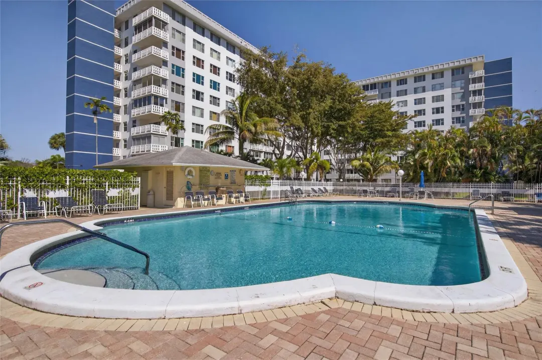 4400 Hillcrest Drive, Unit 704, Hollywood, FL, 33021