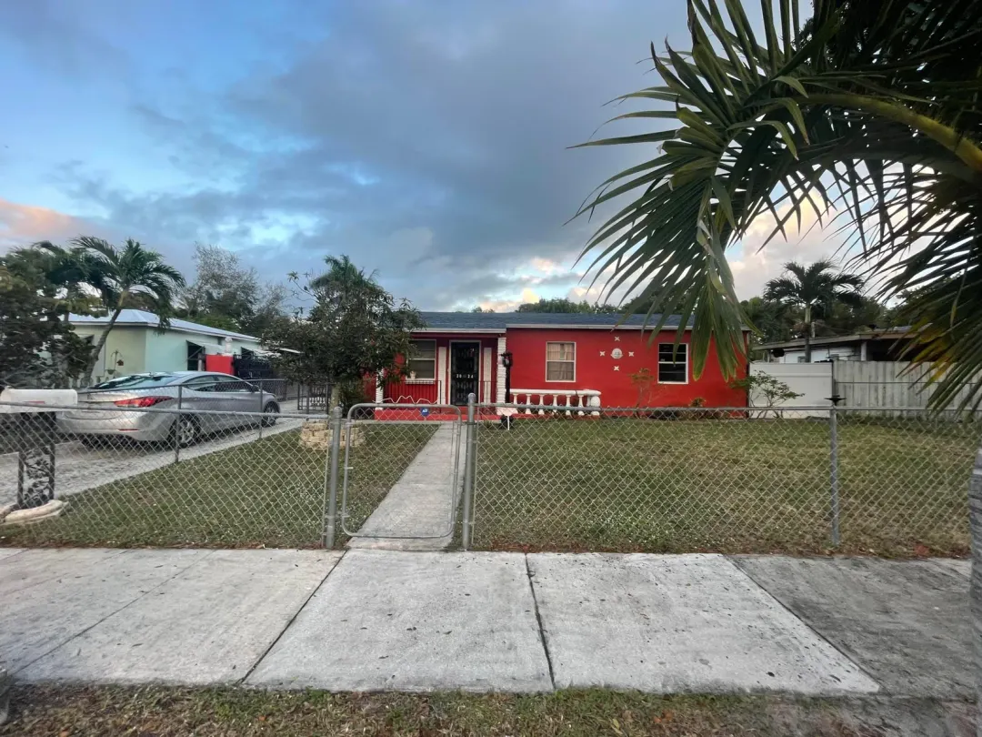 3024 Glenwood Road, West Palm Beach, FL 33405