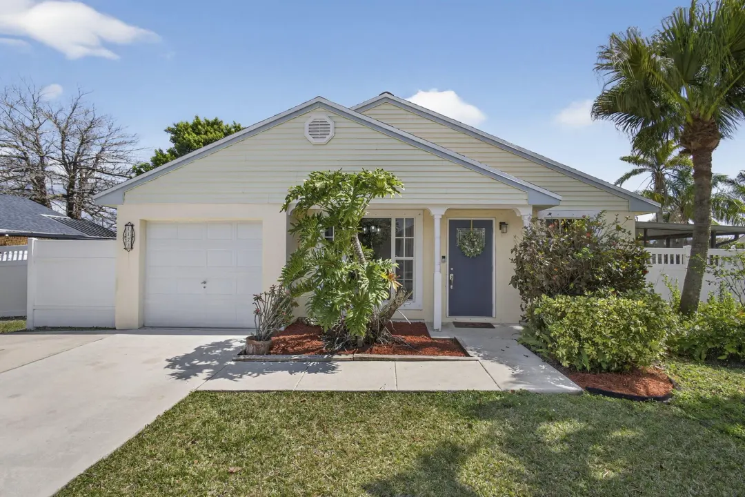 1172 Grandview Circle, Royal Palm Beach, FL 33411