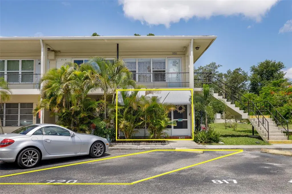4154 56th Street N, Unit 720, Kenneth City, FL, 33709