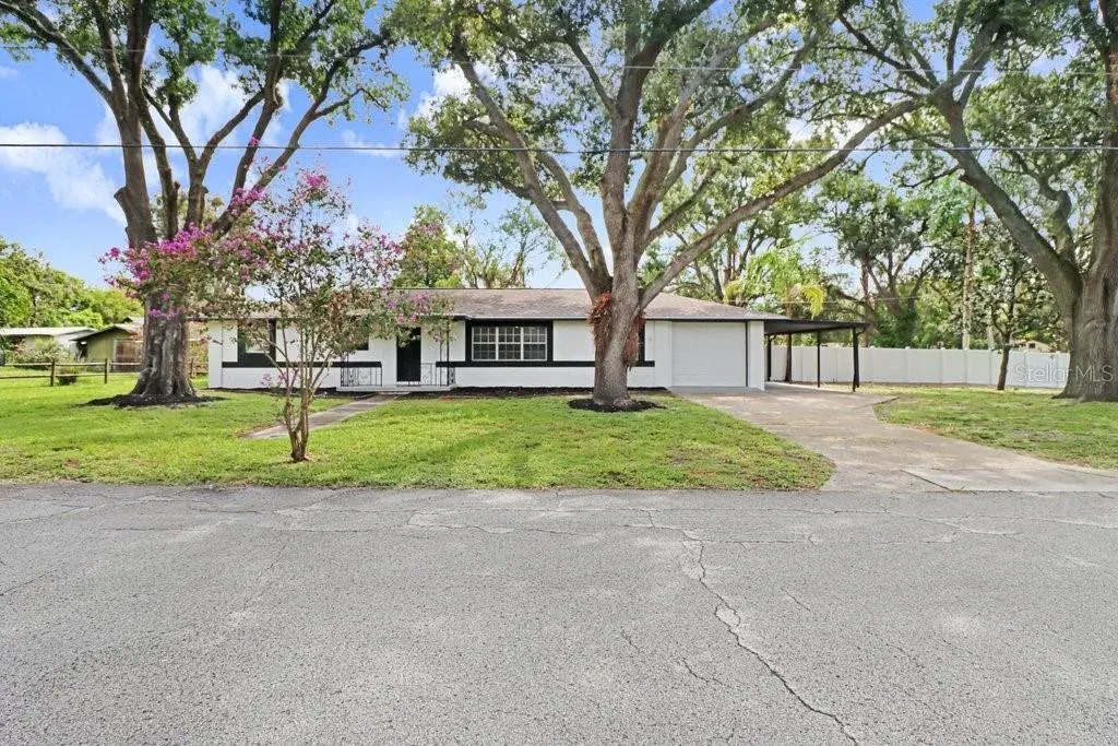 12113 Midlake Drive, Tampa, FL, 33612