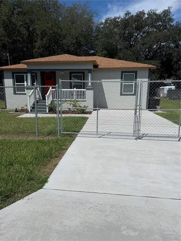 21015 Market Street, Dade City, FL, 33523