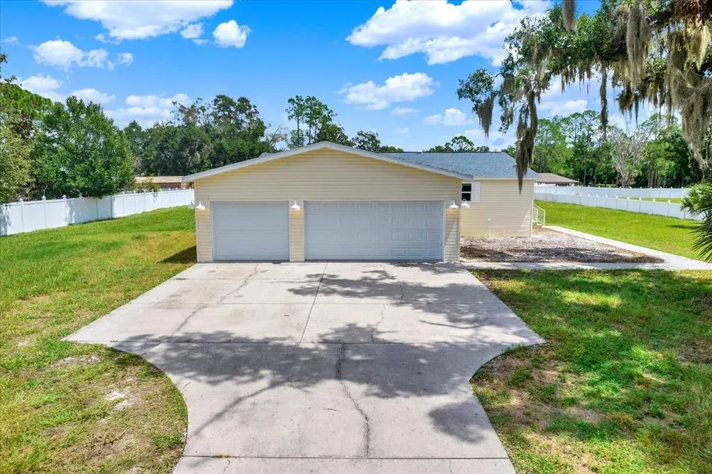 17403 Estes Road, Lutz, FL, 33548