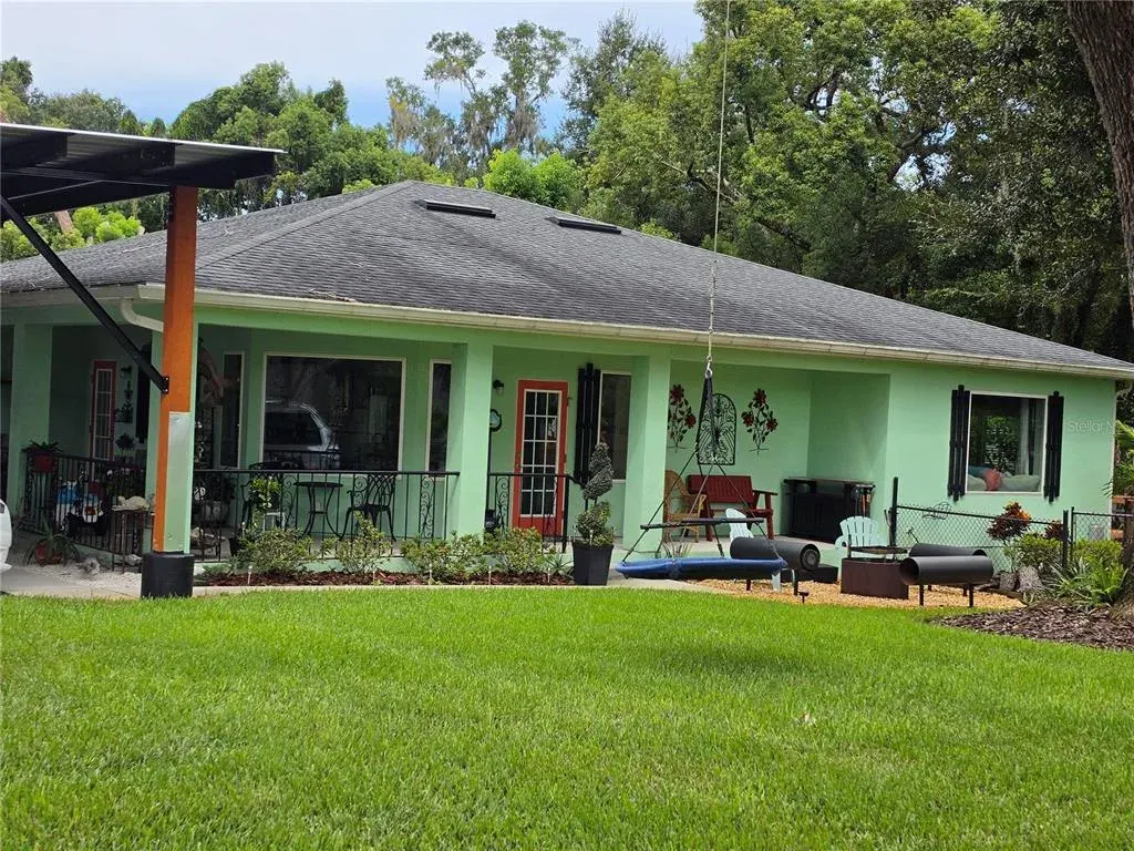 390 Henderson Avenue, Seffner, FL, 33584
