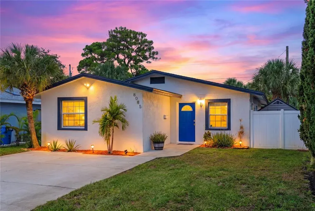 8085 24th Avenue N, St Petersburg, FL, 33710