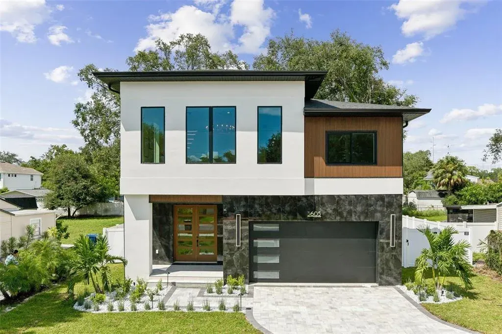 3605 W Bay Avenue, Tampa, FL, 33611