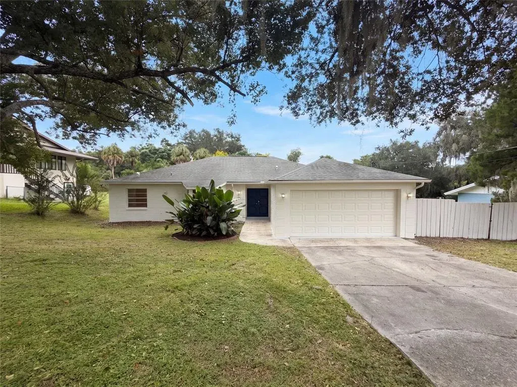 12054 Joe Herrmann Drive, San Antonio, FL, 33576