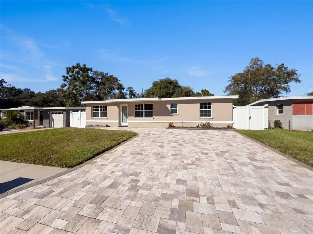 645 10th Place, Safety Harbor, FL, 34695