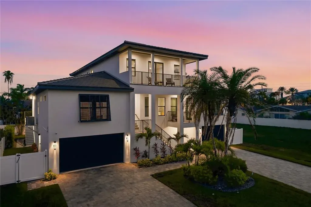 104 17th Street, Belleair Beach, FL, 33786