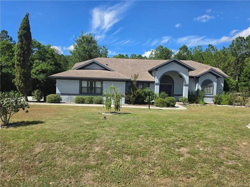 994 E Crown Of Roses Loop, Inverness, FL, 34453