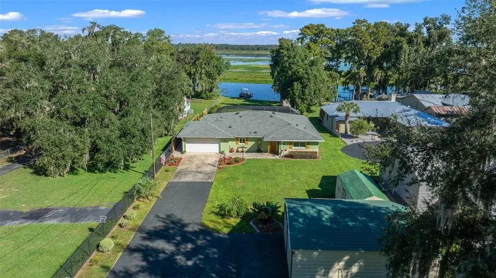 5911 W Riverbend Road, Dunnellon, FL, 34433