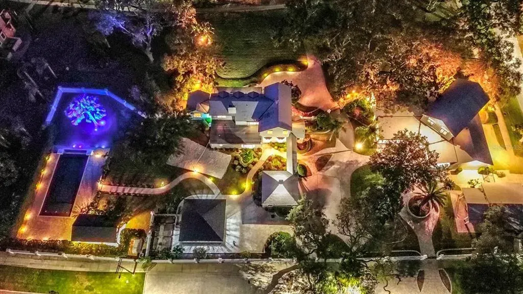 518 Riverside Drive, Tarpon Springs, FL, 34689