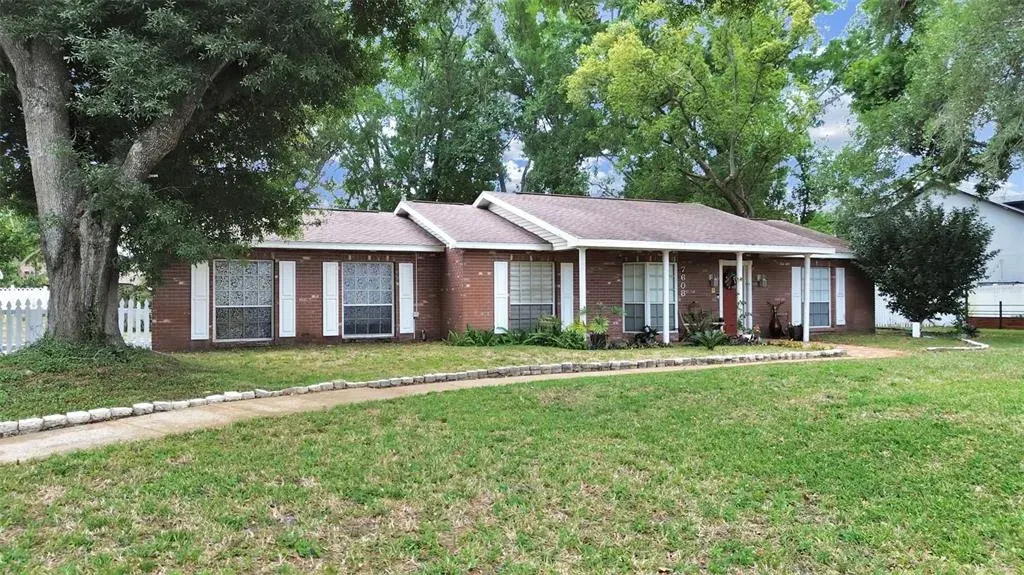 7608 Barry Road, Tampa, FL, 33615