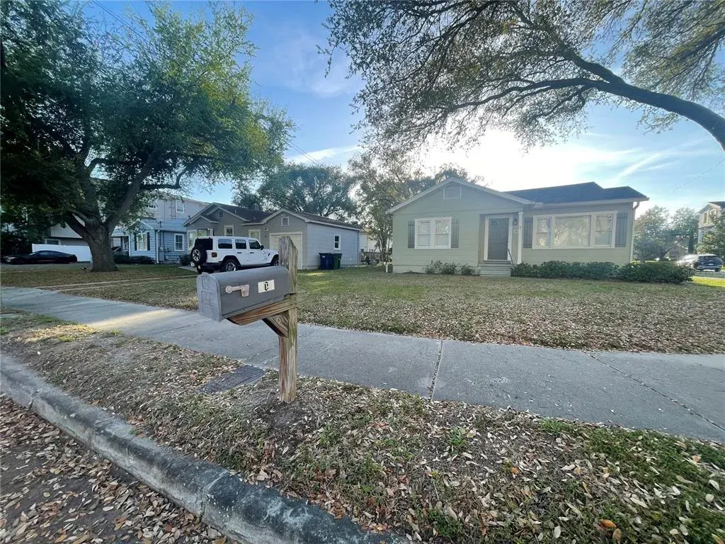 301 S Audubon. Avenue, Tampa, FL, 33609