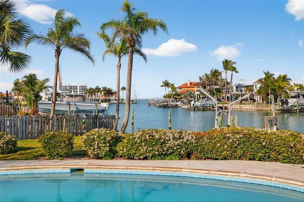 3103 Wedgewood Drive, Belleair Beach, FL, 33786
