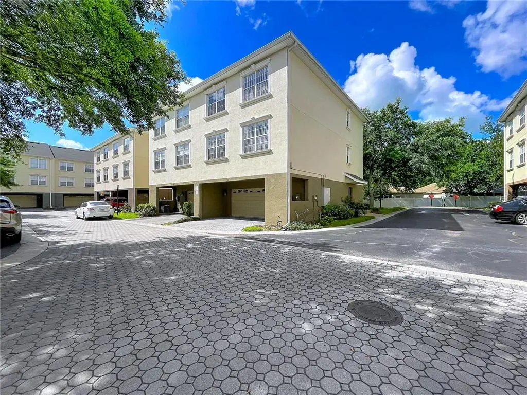 10144 Arbor Run Drive, Unit 31, Tampa, FL, 33647