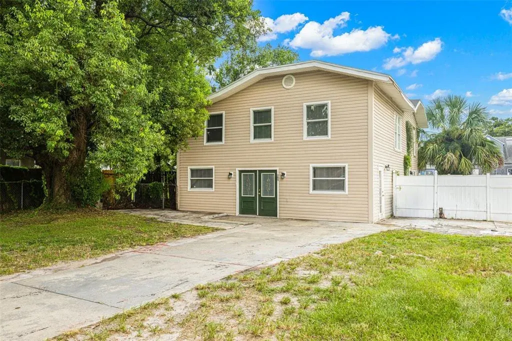 305 E Hanna Avenue, Tampa, FL, 33604