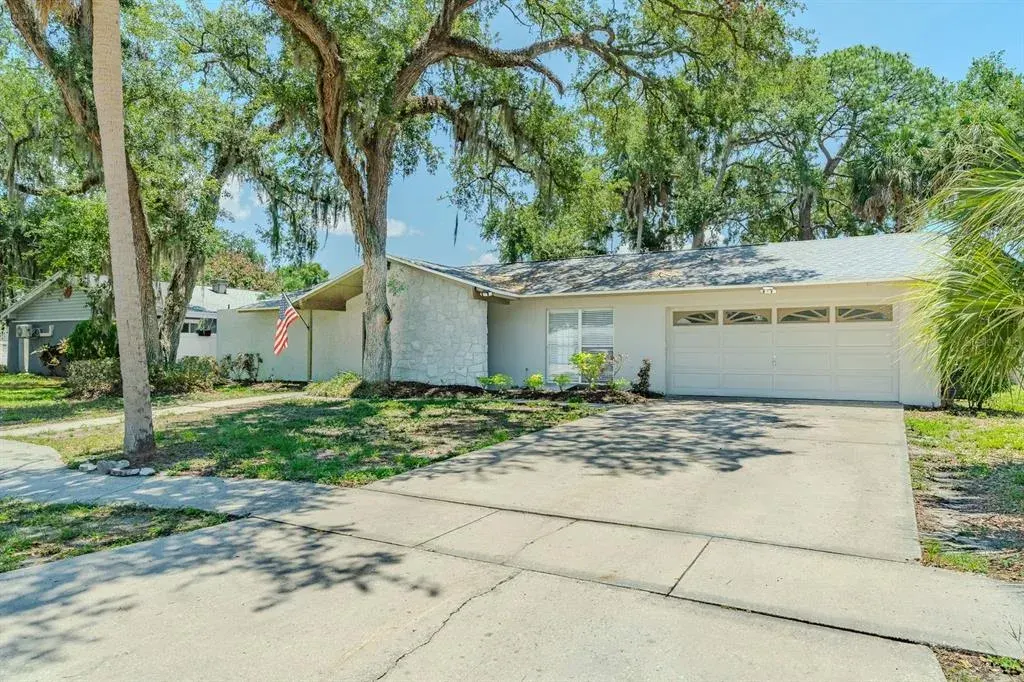 8018 W Pocahontas Avenue, Tampa, FL, 33615