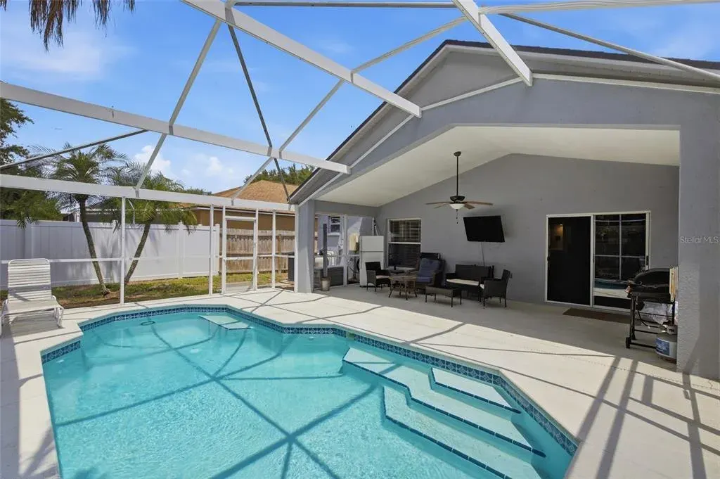 7611 Wiltshire Park Place, Apollo Beach, FL, 33572
