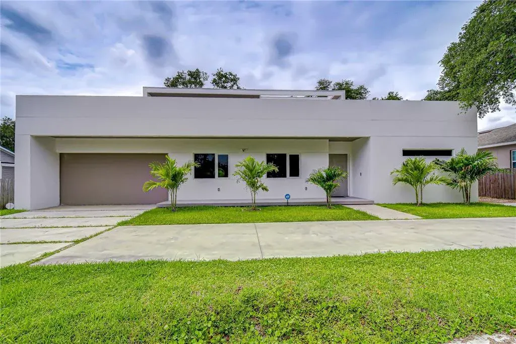6805 New York Drive, Tampa, FL, 33619