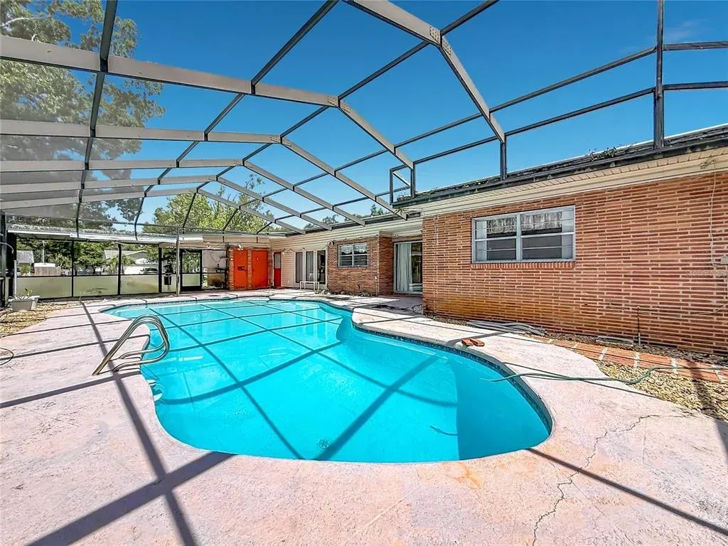 605 Courtney Drive, Tampa, FL, 33617