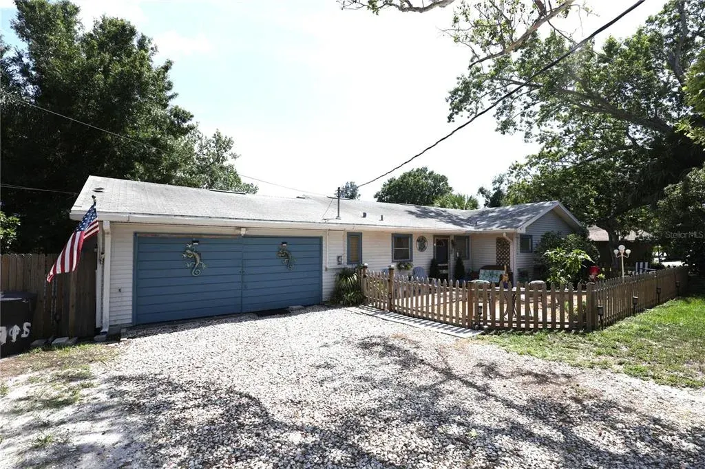 915 Dempsey Street, Clearwater, FL, 33756