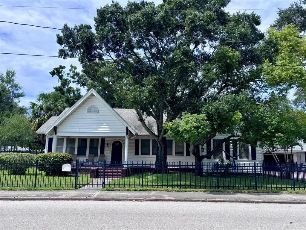 315 S Bermuda Boulevard, Tampa, FL, 33605
