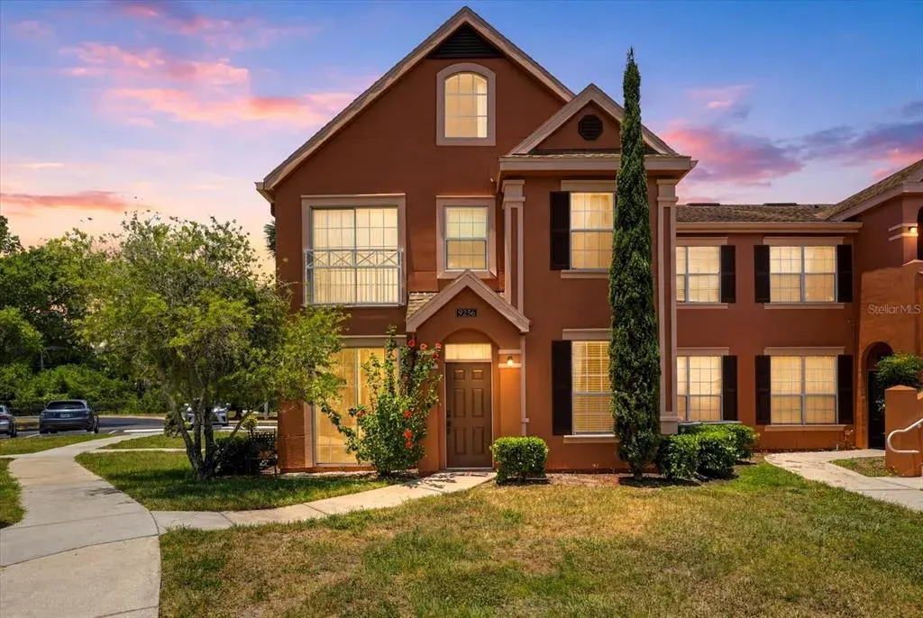 9256 Lake Chase Island Way, Tampa, FL, 33626